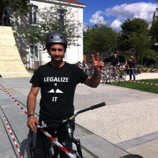 T-shirt Legalize It