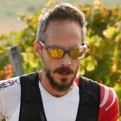 François Bleykasten en plein trail dans les vignes