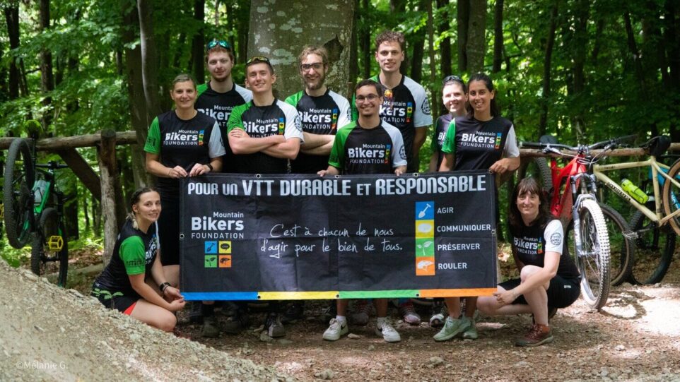 Des bénévoles s'engagent pour défendre un VTT durable, responsable... et respecté.